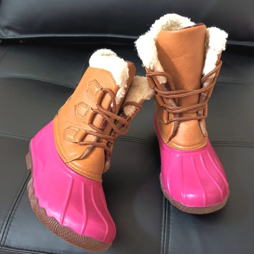 Adrienne Vittadini Gavin-03K Girls Size 2 Lace Up Sherpa Collar Duck Boots Pink